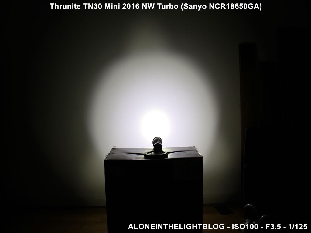 Review: Thrunite TN30 Mini 2016 NW (pics, beamshots, output Review: Thrunite TN30 Mini 2016 NW (pics, beamshots, output
